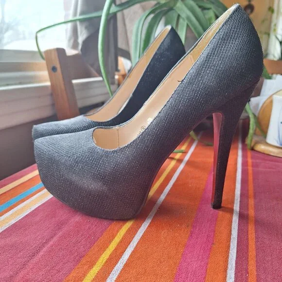 Platform pumps - Picture 2 of 10